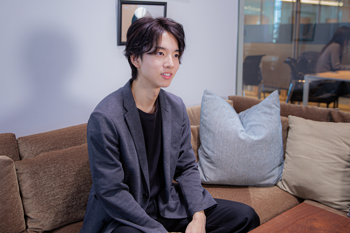 挑戦の分だけ強くなる。1年目の営業社員が語る成長の軌跡｜ People