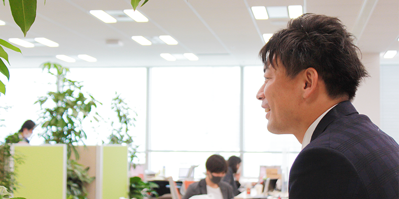 「普通にしてたら先輩には勝てない。」これまでの風習をぶち壊し、ニューノーマルで突き進む30代部長の＂不変＂のこだわり。
